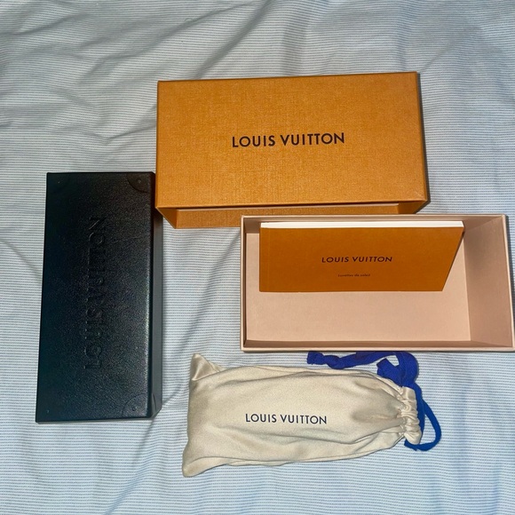Louis Vuitton Millionaires Sunglasses - Picture 7 of 8